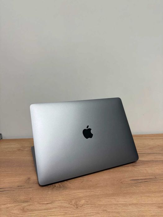 Macbook air m1 8/256