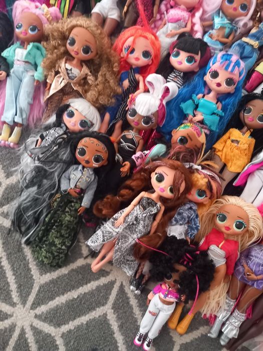 Papusi LOL OMG impecabile