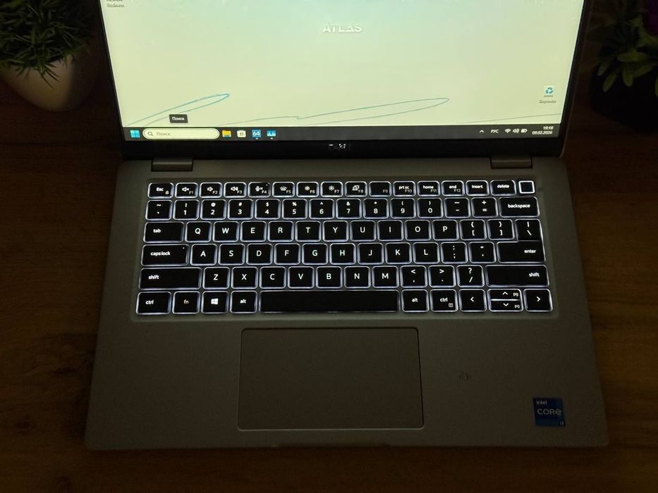 Notebook Dell sotiladi holati yaxshi