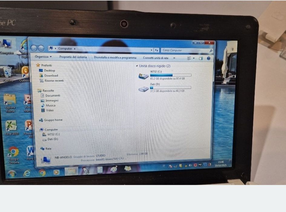 Mini laptop Asus cu mufa de încărcare înlocuită