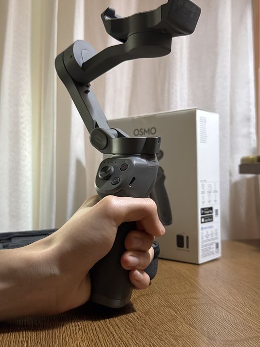 Stabilizator DJI  Osmo Mobile 3