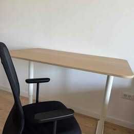Birou ikea ajustabil pe inaltime
