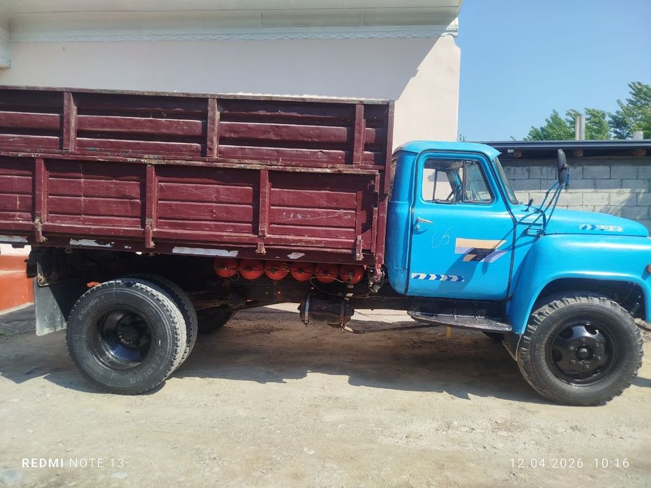 ГАЗ 53 sotiladi.