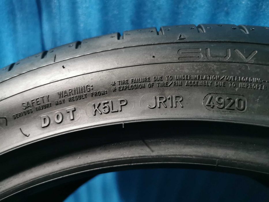 275/40 R20 - dunlop 4 bucati