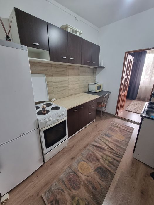 Proprietar, inchiriez camera 20 mp, in Steagu- Colonia Metrom -
