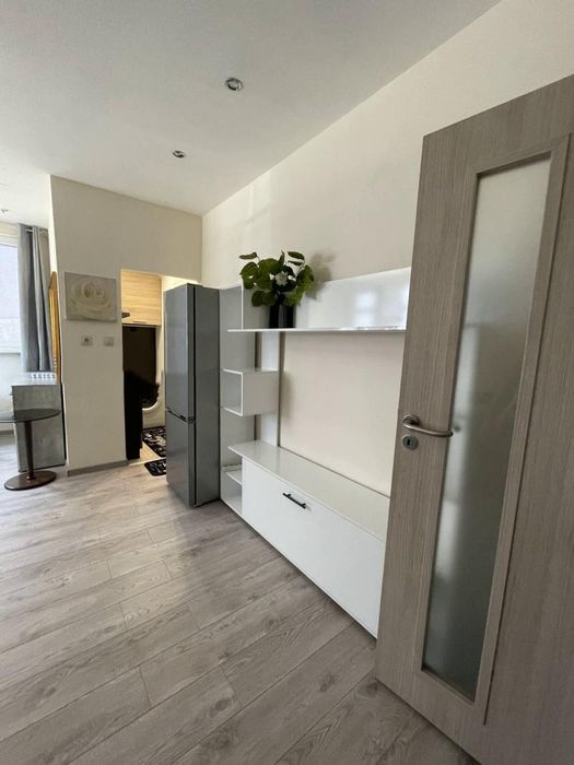 Дава се под наем Етаж от къща в София, Триъгълника - 46 кв.м за 450 € - Снимка #4