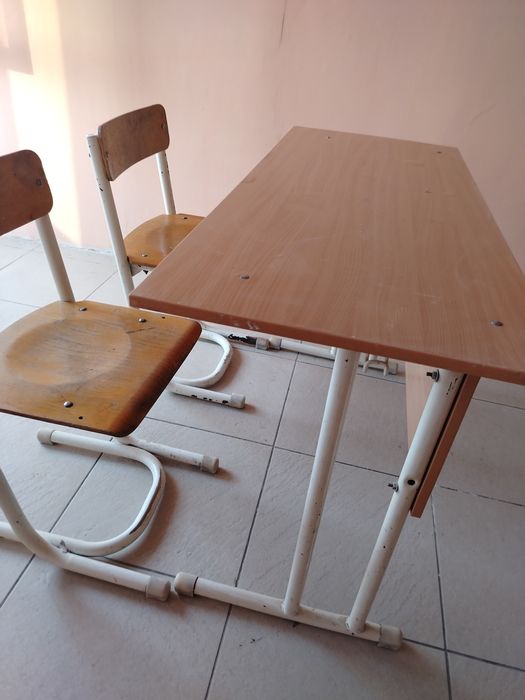 Школьные Парты со стульями2