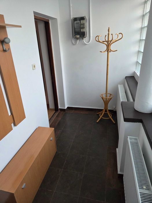 Inchiriez casa curte Giulesti