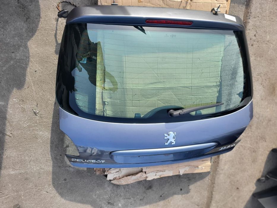 Vindem Haion Peugeot 206 Plus
