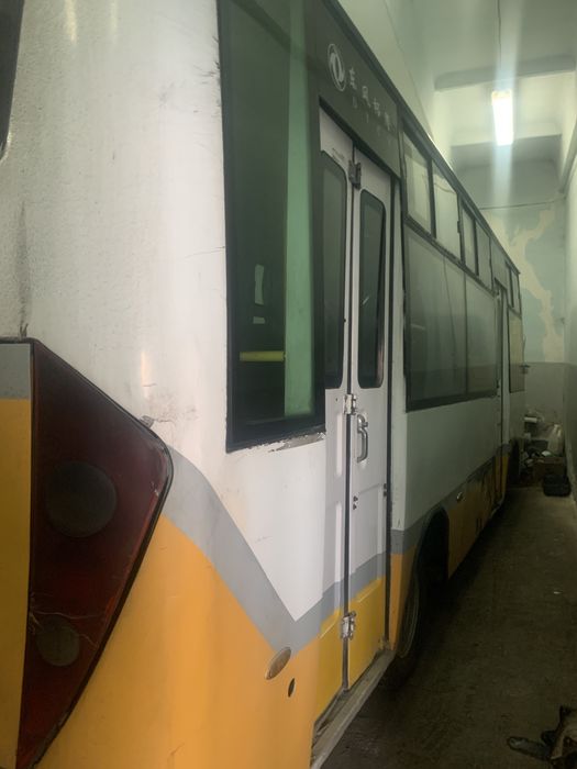 Автобус Дон Фэнг 2013г