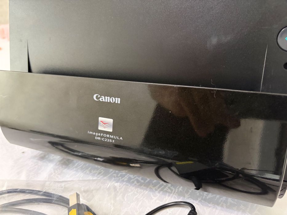 Canon DR-C 225 Skaner Yaxshi xolayda Srochno