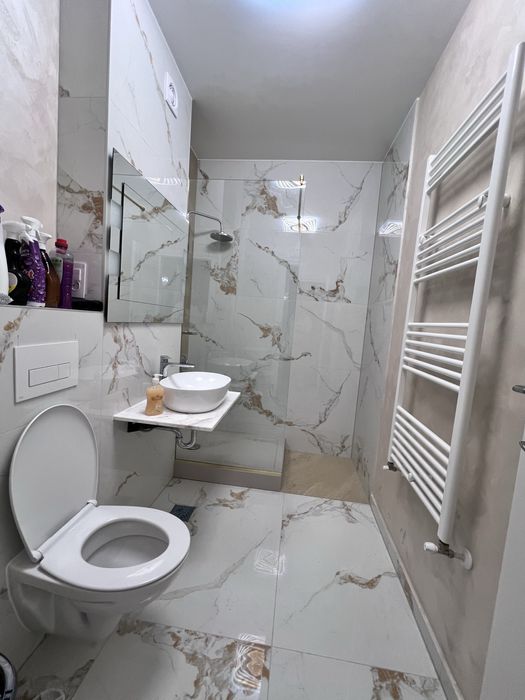 Inchiriez Apartament 3 camere