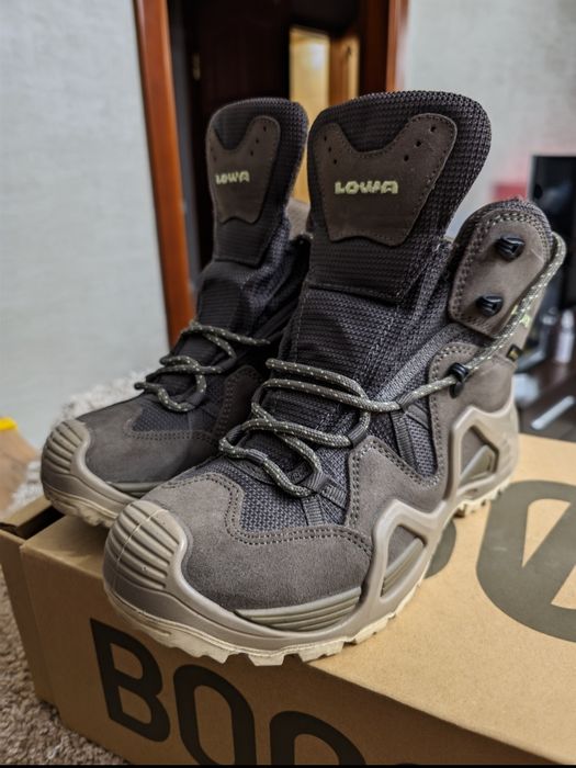 Ботинки трекинговые Lowa Zephyr GTX Mid Ws