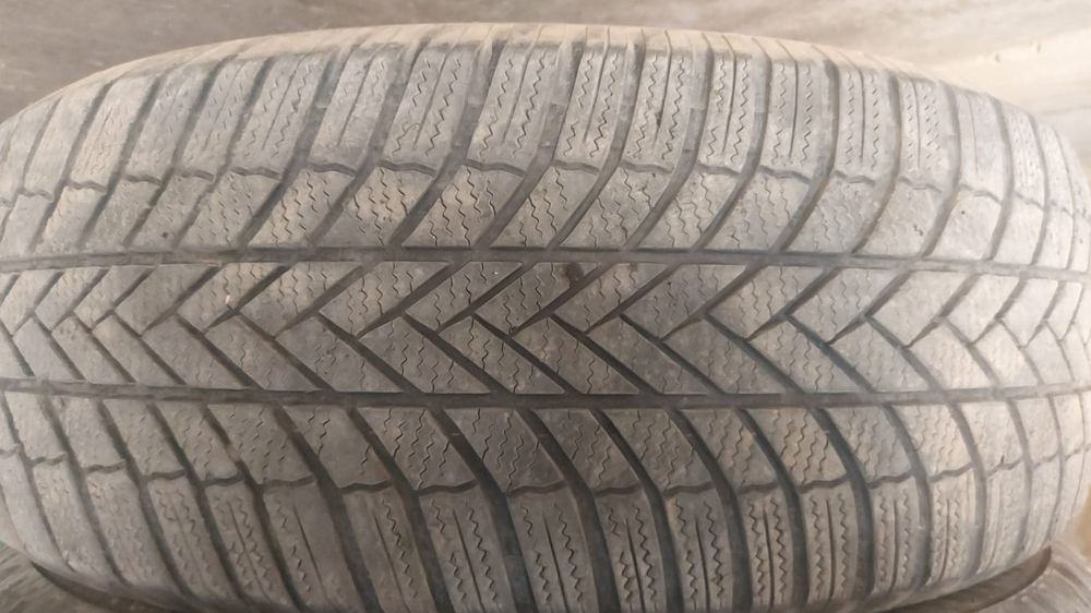 Шины б.у. 265/60/r18