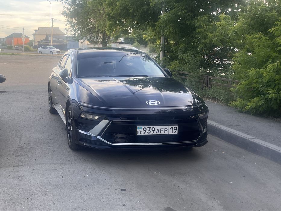 Срочно продам машину хьюндай соната