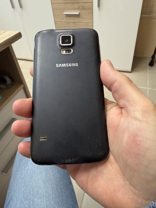 Samsung Galaxy S5 Neo 16gb - отличен