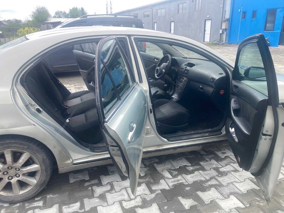 TOYOTA Avensis 2005 — imagine 4