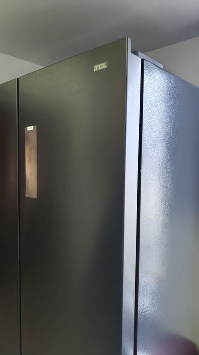 Side by Side TCL RC521CXE0, 521 l, No Frost, Zona Convertibila,Inox ,NOU Gr. 2 ani