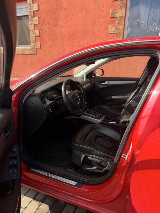Audi A4 B8 2011 2.0 TDI S-Line Automată, NAVI, Senzori, piele EURO 5