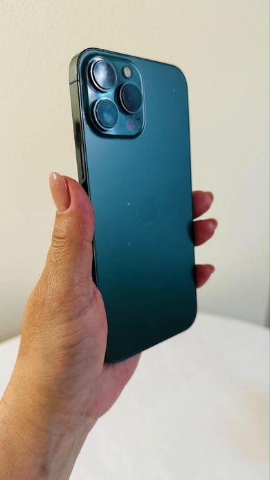 Продам Iphone 13 Pro Max