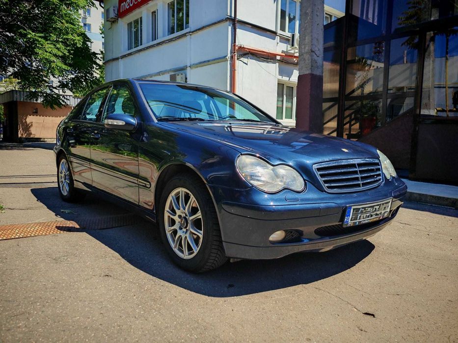MERCEDES-BENZ  2000 — imagine 1