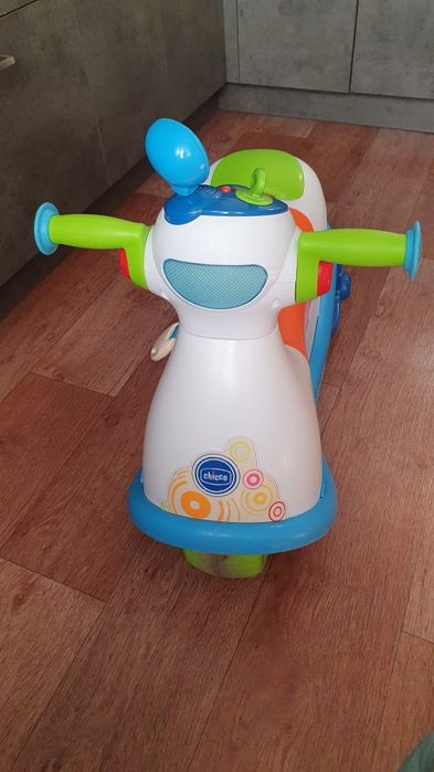 Толокар мотоцикл беговел машина велосипед chicco
