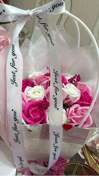 Букеты из мыльных роз