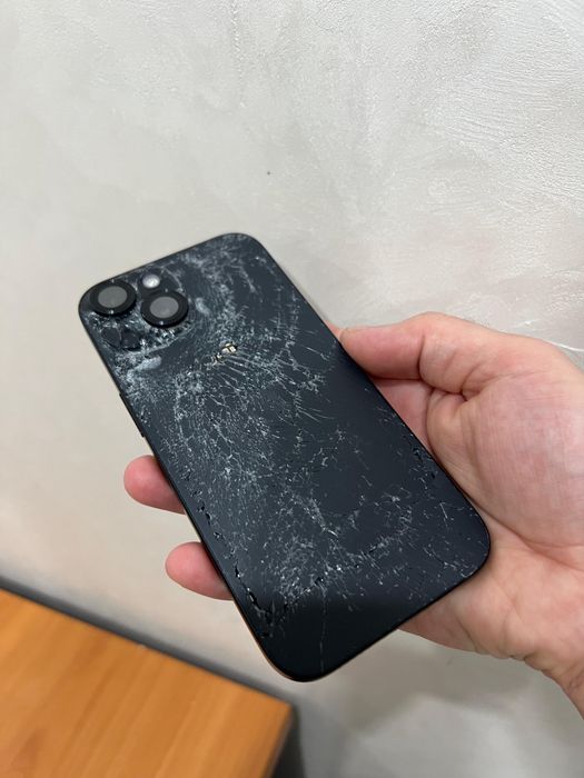 Iphone 15 требует ремонт