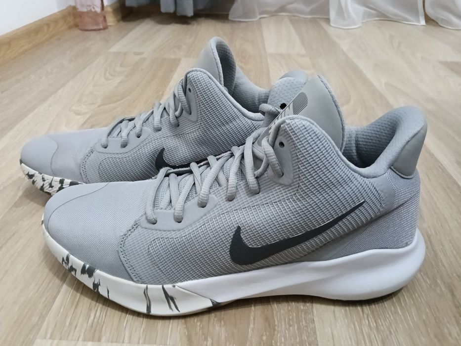 Adidași Nike Precision mărimea 45-44