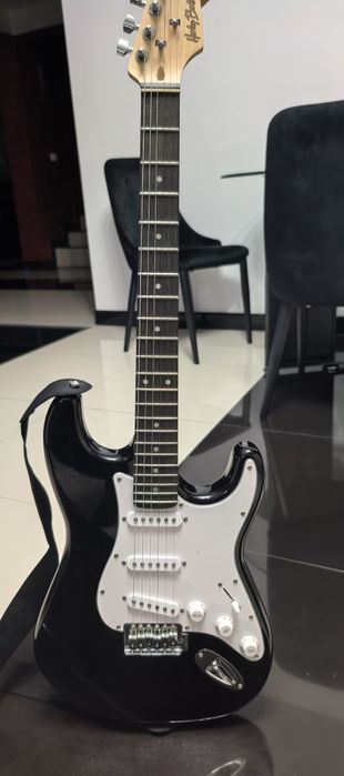 Chitara electrica Harley Benton plus amplificator