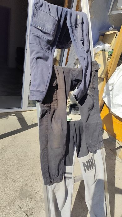 Отдам вещи на стройку