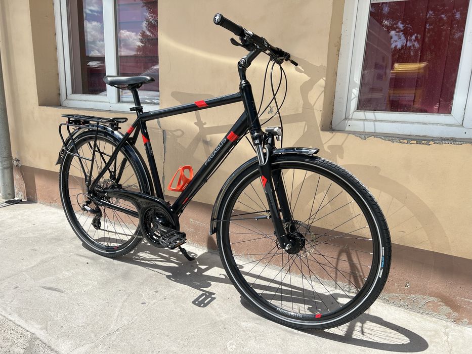 Bicicleta oras Pegasus 28 Inch frane hidraulice disc 24 viteze dinam butuc barbat XL