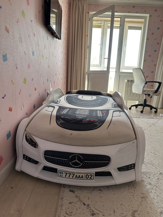 Детский кровать машина Б/У