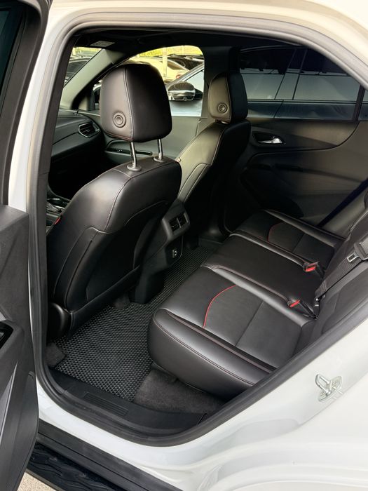 Equinox full  2023 yil 96000 ming yurgan tozza propan gaz  bor