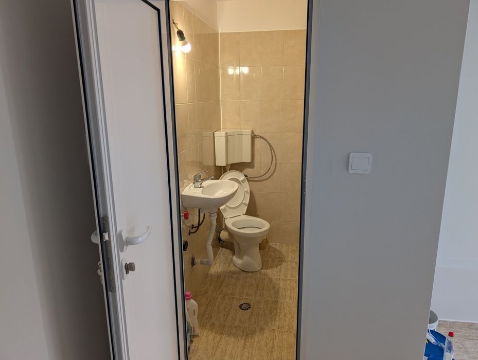 Дава се под наем  в Асеновград - 28 кв.м за 199.41 € - Снимка #6