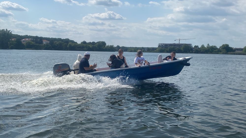 Ansamblu Barca cu Motor