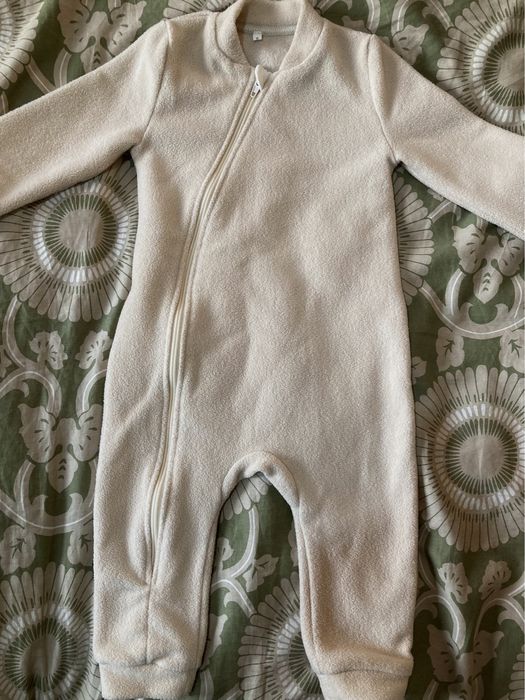 Детские комбинезоны, теплые, фирменные. Цена указана за два.