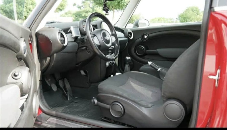 Mini Cooper MINI Cooper 1.6 Benzină – 2007 – Stare bună