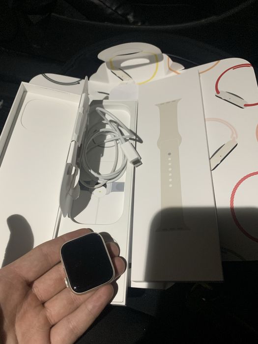 Продам Apple watch SE 44mm
