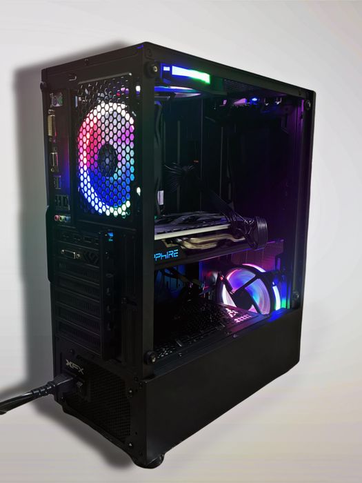 PC Gaming – Xeon E3-1240 v3 | RX 580 4GB | 16GB RAM |SSD+HDD+Garantie