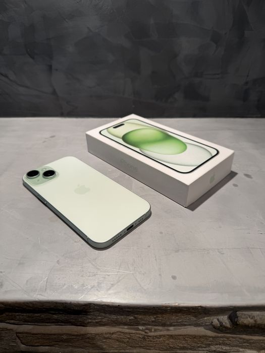 КАТО ЧИСТО НОВ Iphone 15 Green, 89% батерия