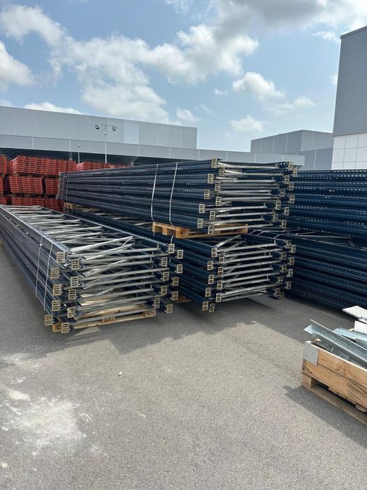 Rafturi metalice industriale