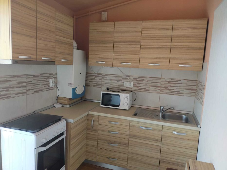 Inchiriez apartament cu 1 camera