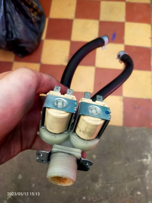 Электро клапан подачи воды