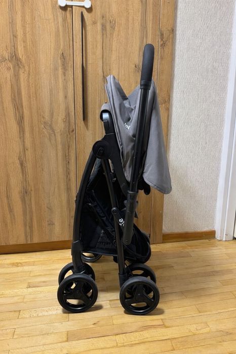 коляска детская Joie