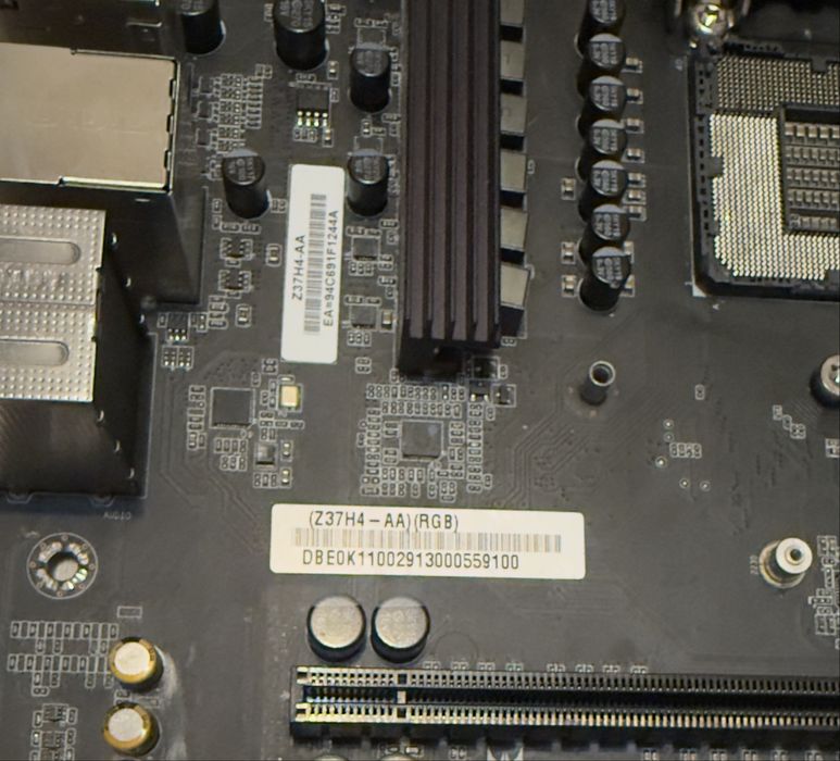 Placă de Bază Acer Predator Z37H4-AA (Defectă)