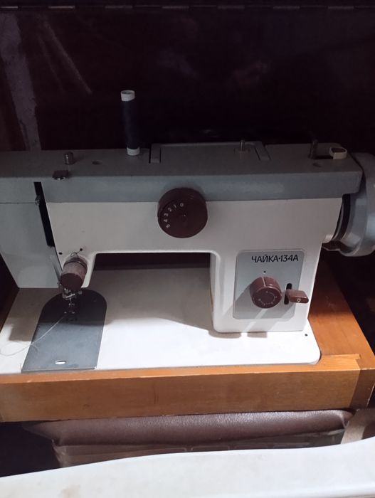 швейная машина ЧАЙКА 134А