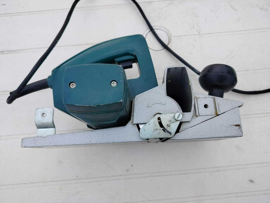Електрическото ренде на METABO 4382  Germany