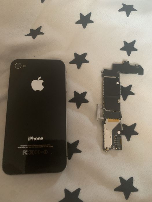 Vand KIT placa de baza iphone 4 pentru piese