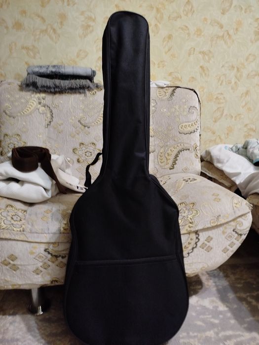 Продам гитару аукстические